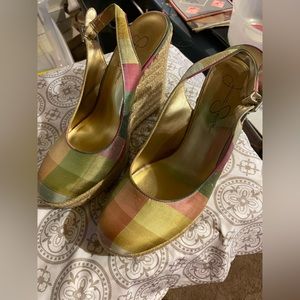 Women’s shoes